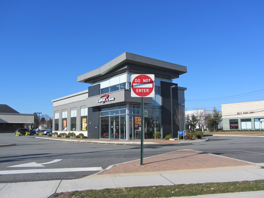 Capital One Bank - Saddlebrook