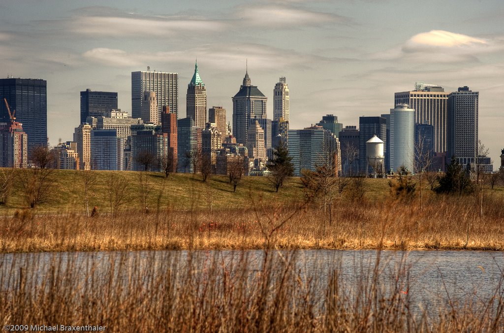 Downtown Manhattan - calm and peaceful