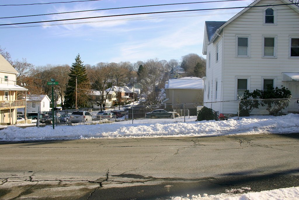 128 thompson ave