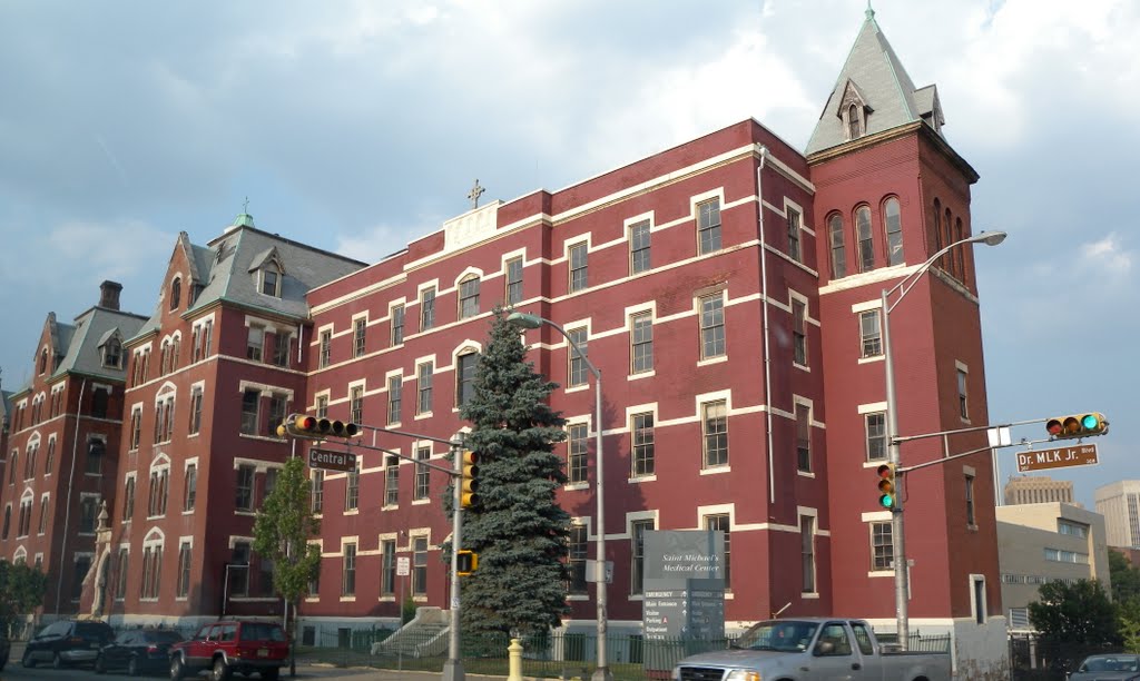 Saint Michaels Medical Center