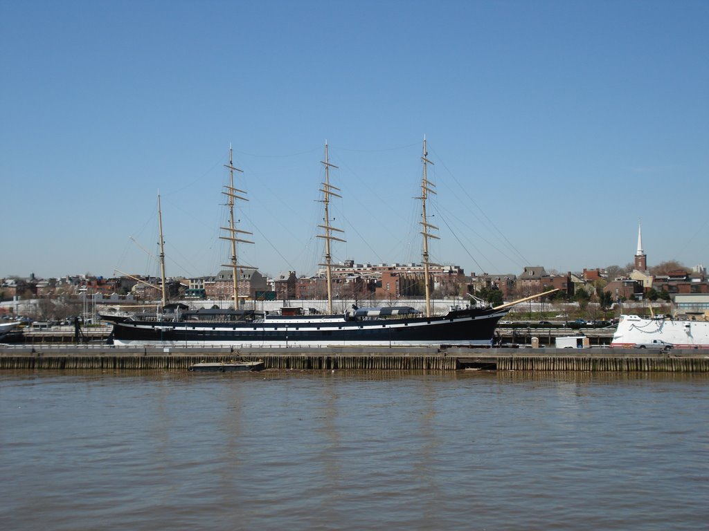 From Ice Rose - MV MOSHULU