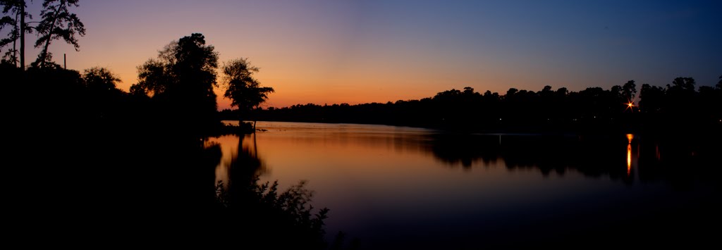 Sunset on Lake Carasaljo