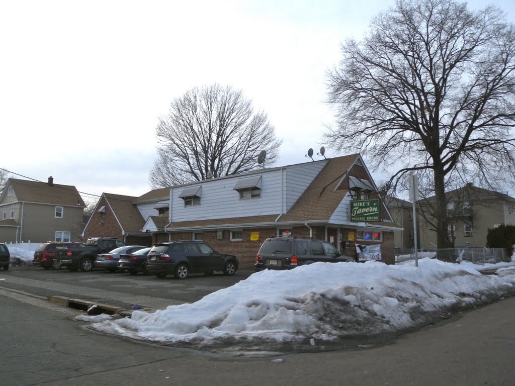 Mikes Tavern