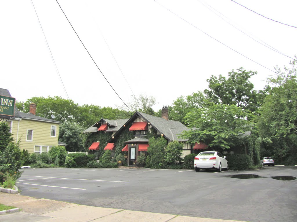 Ivy Inn Restaurant & Bar