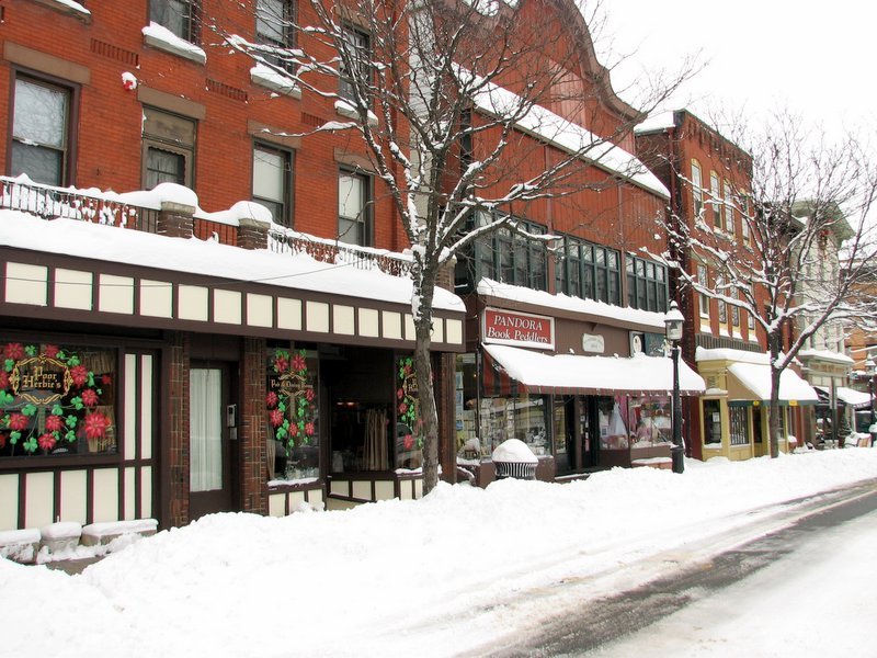 Western side of Waverly Place (Madison, NJ)