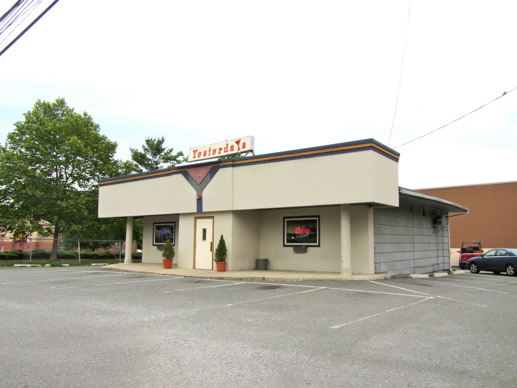 Yesterdays Bar & Grill