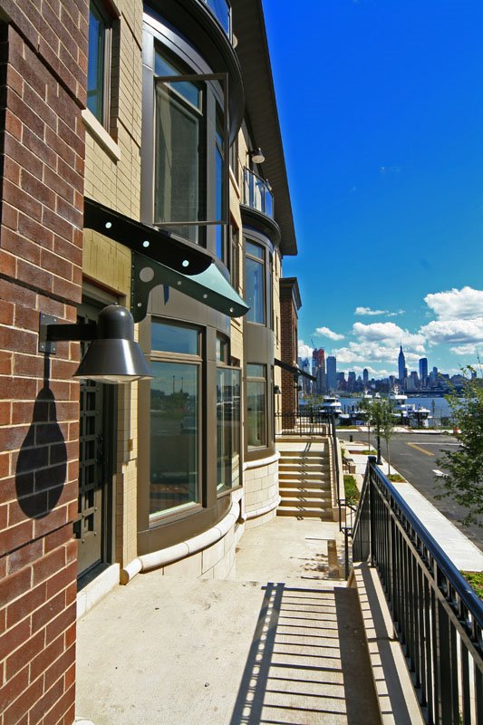 Weehawken, NJ