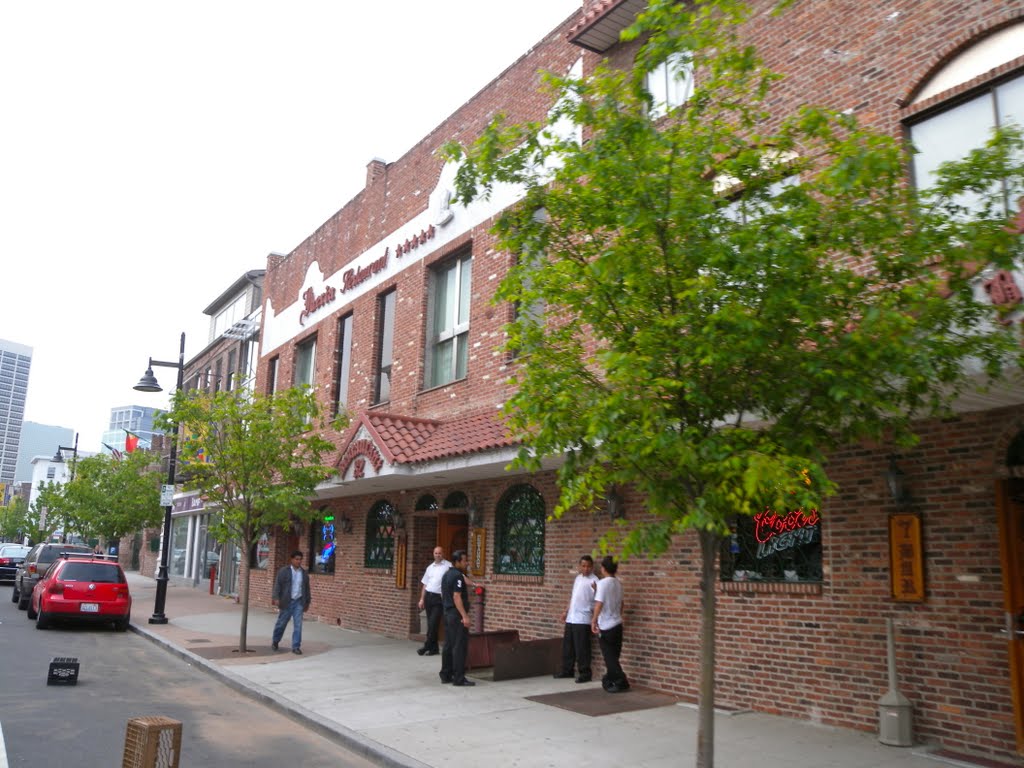 Iberia Tavern & Restaurant