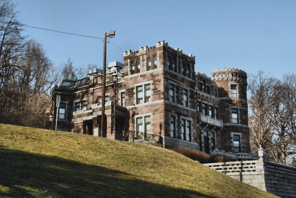 Lambert Castle
