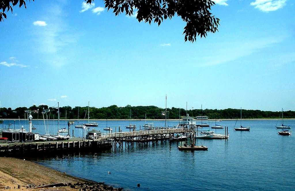 "From The Grassy Knoll" - Raritan Yacht Club Dock & Cupola - Perth Amboy, NJ - 8.15.2007