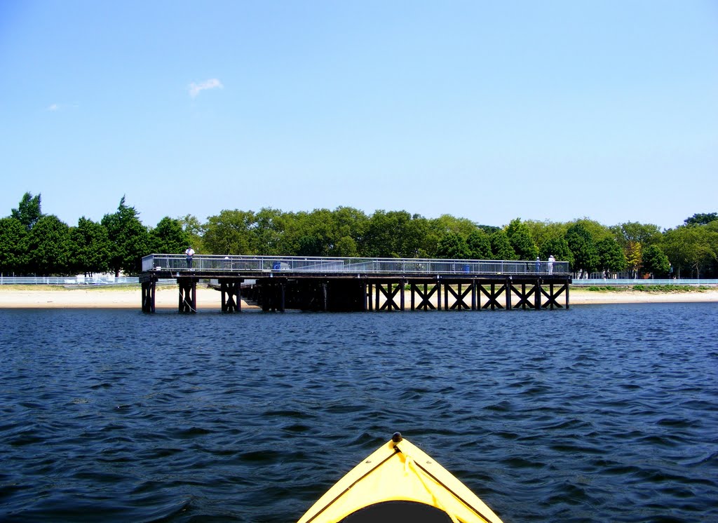Western Fishing Pier - Raritan Bay - Harborside Walk Park - Sadowsky Parkway - Perth Amboy, NJ - 8.2.2011