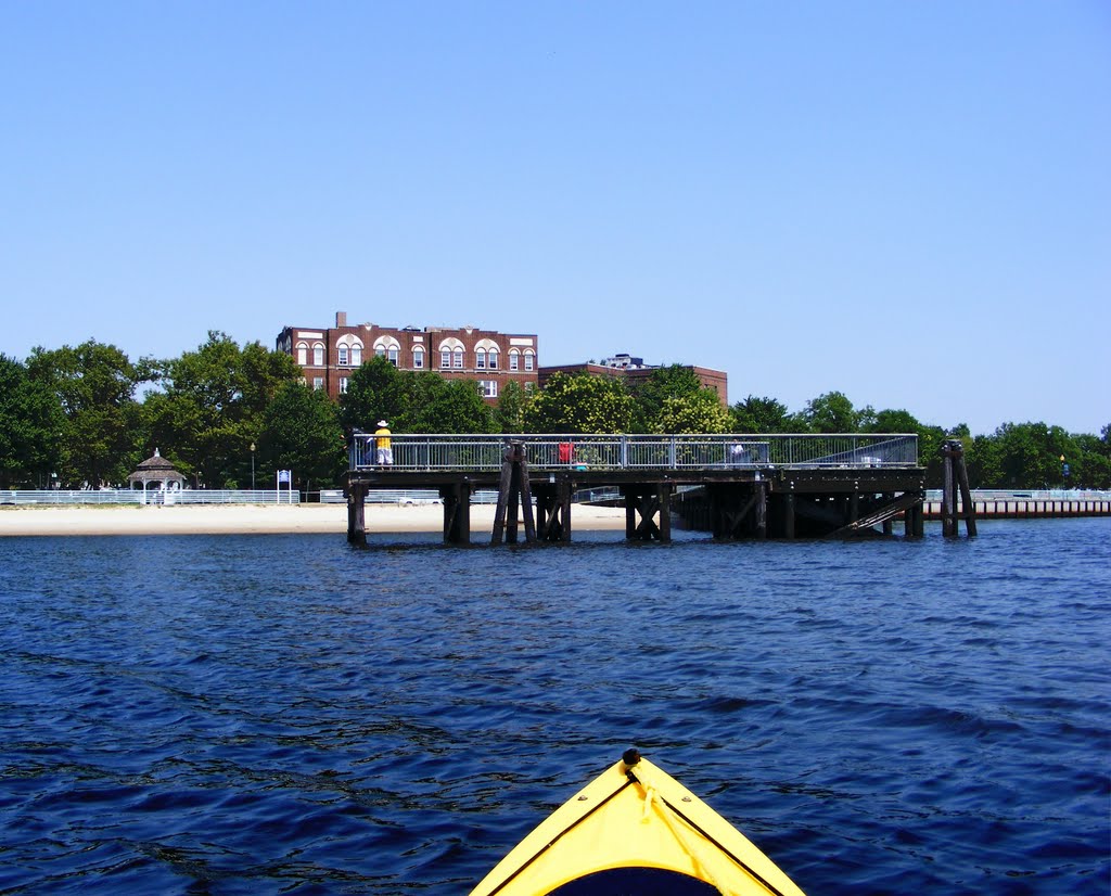 Eastern Fishing Pier - Raritan Bay -  Harborside Walk Park - Sadowsky Parkway - Perth Amboy, NJ - 8.2.2011