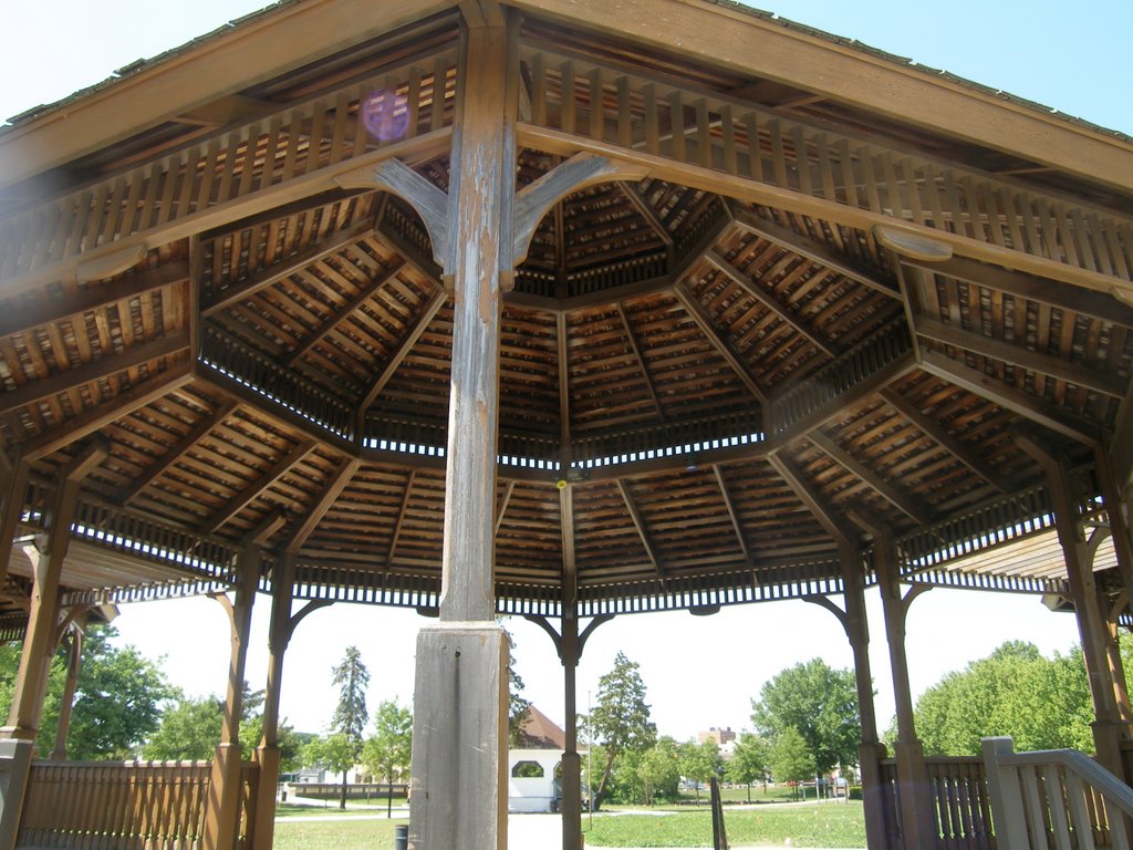 Gazebo structure