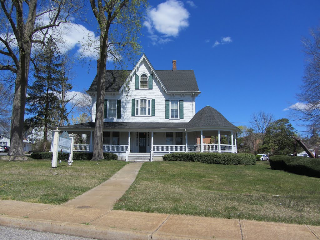 Former Location of: Bay Dermatology