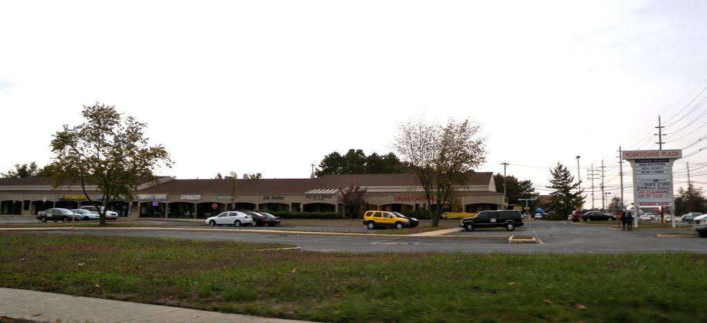 Yorktowne Plaza
