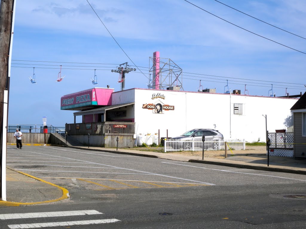 Bubbas Dog House