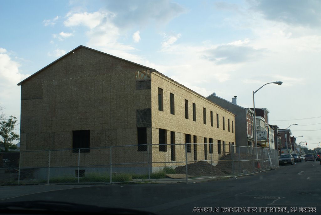 NEW HOMES BY CHOPPYS BAR 2007
