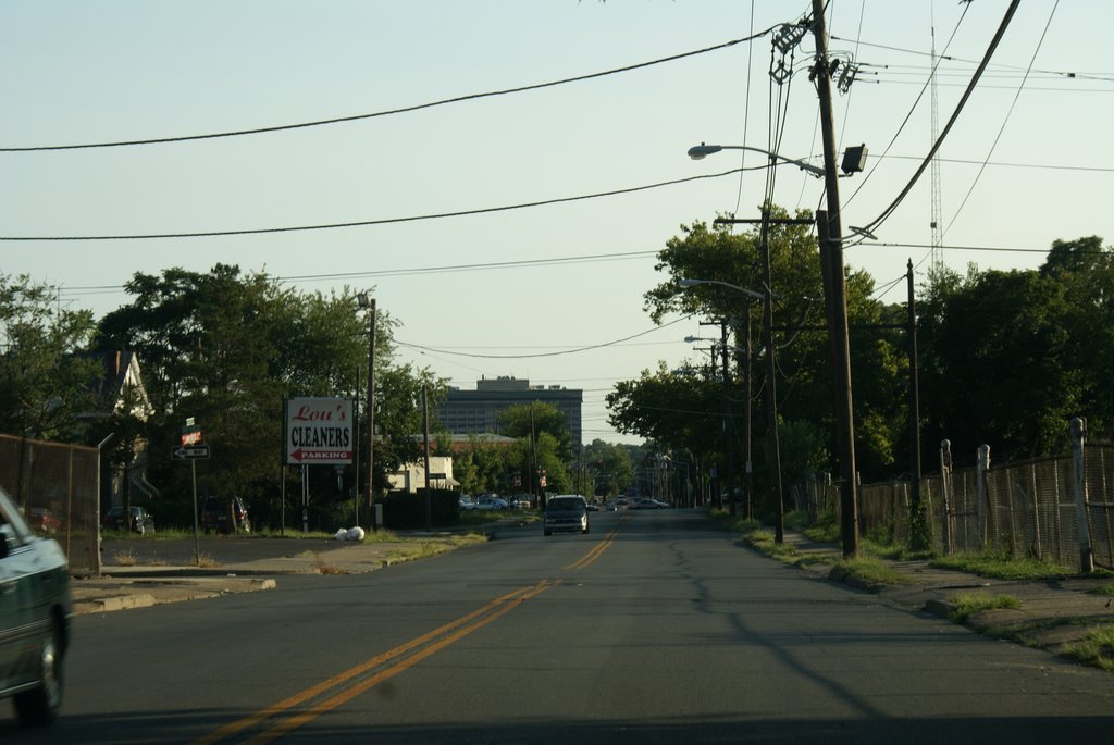 LOUS ON CALHOUN ST TRENTON, NJ