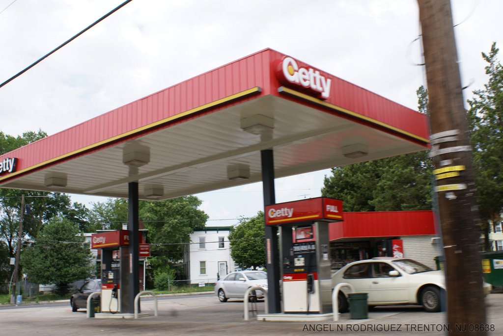 GETTY GAS STATION CALHOUN STR