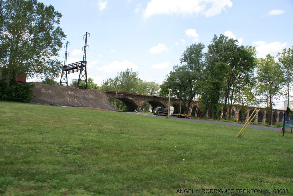 RAIL BRIDGE OVER DELAWARE PENNSYLVANIA