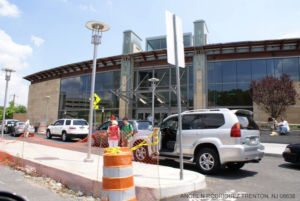 TRENTON TRAIN STATION