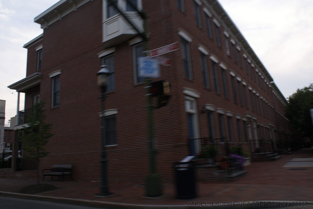 MARKET STR