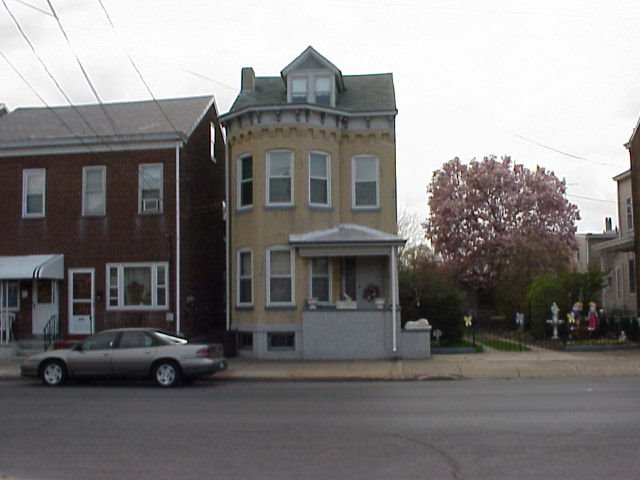 CHESTNUT AVE