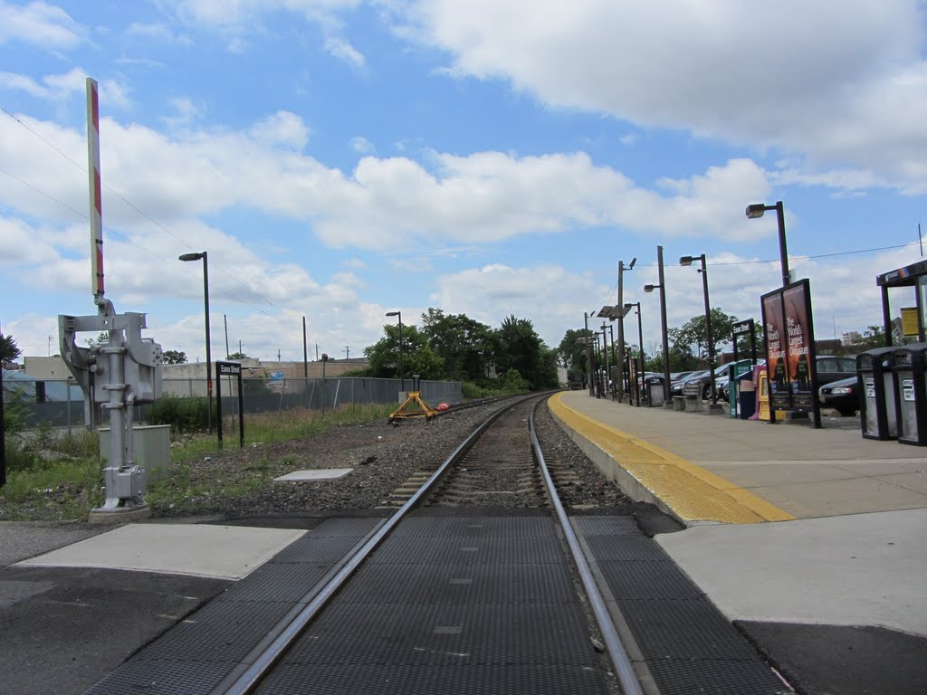 Essex Street Station