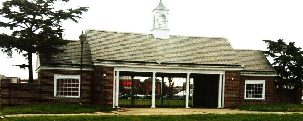 1942 Racetrack Gatehouse