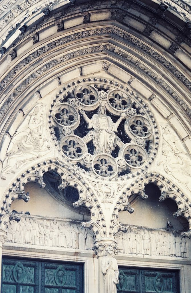 The Cathedral Church of Saint John the Divine,Amsterdam Avenue