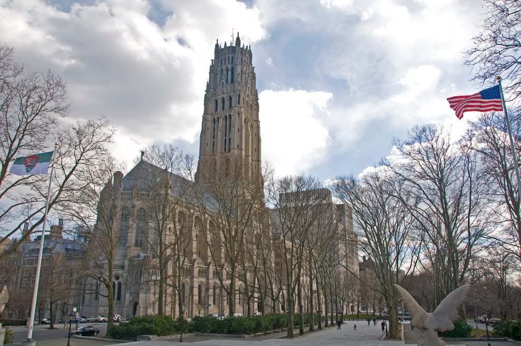 Riverside Church, closely associated with Harry Emerson Fosdick (1878-1969) and John D. Rockefeller, Jr. (1874-1960), New York