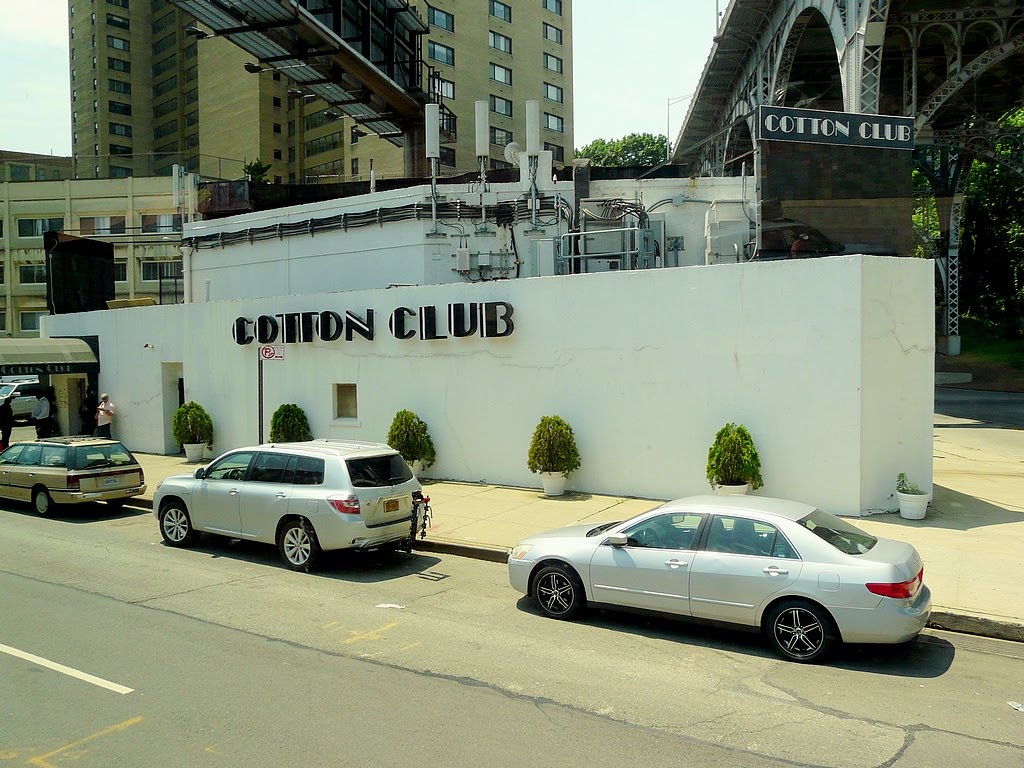USA, le Cotton Club était une salle de concert de Duke Ellington, Louis Armstrong à Harlem