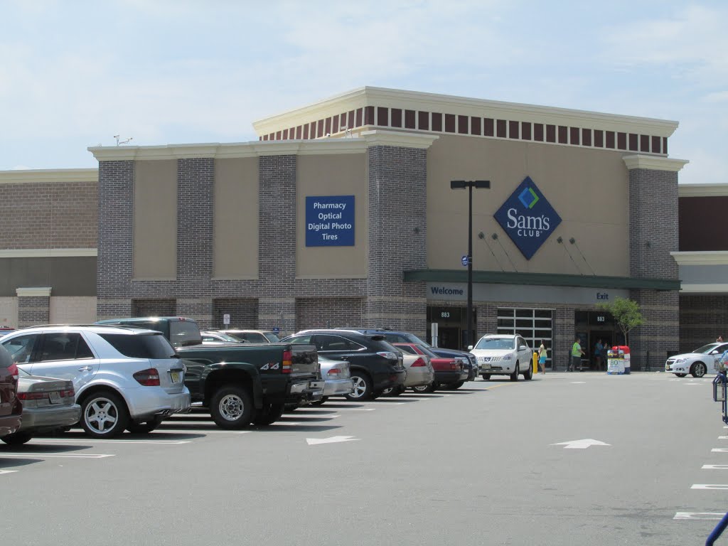 Sams Club (with Gas Station)