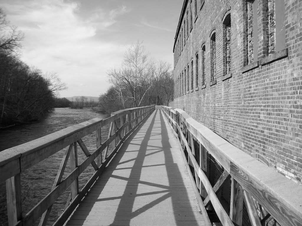 Pedestrian walkway next to Beacon Hat Works