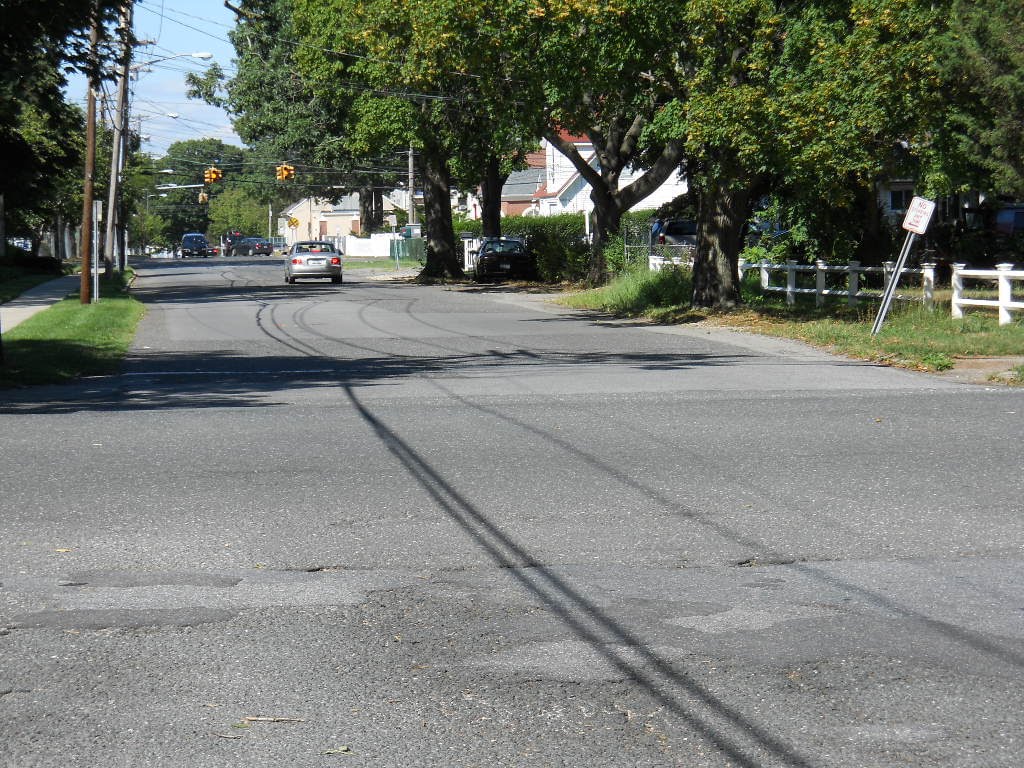 Fourth Street at Third Avenue, looking north