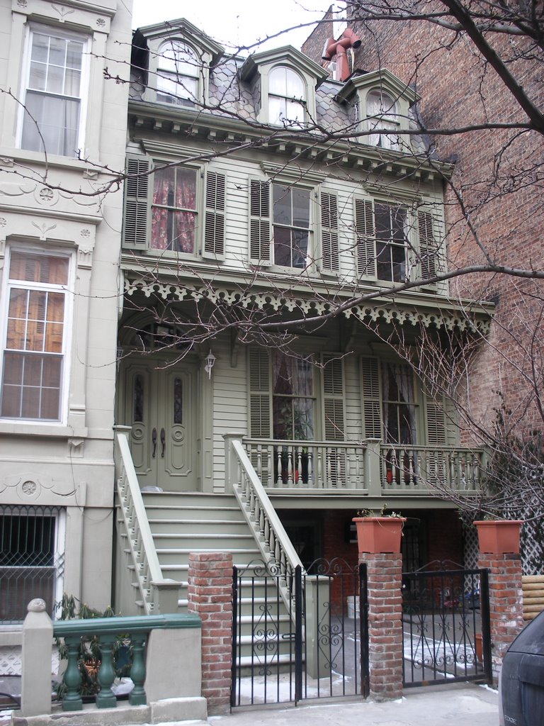quaint Harlem house