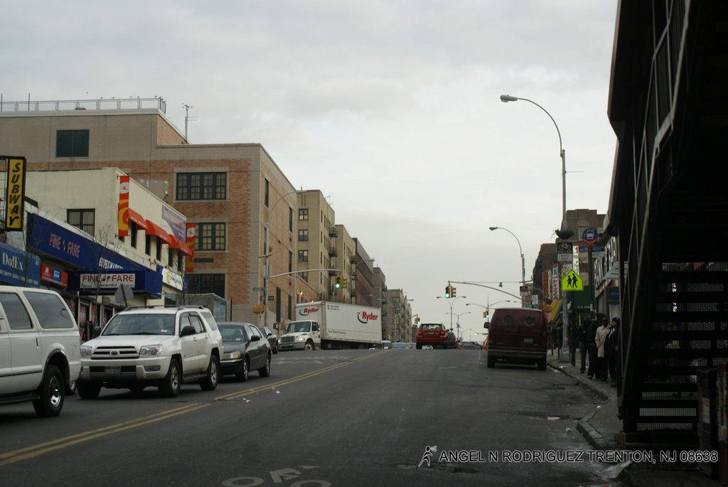 E 167th ST
