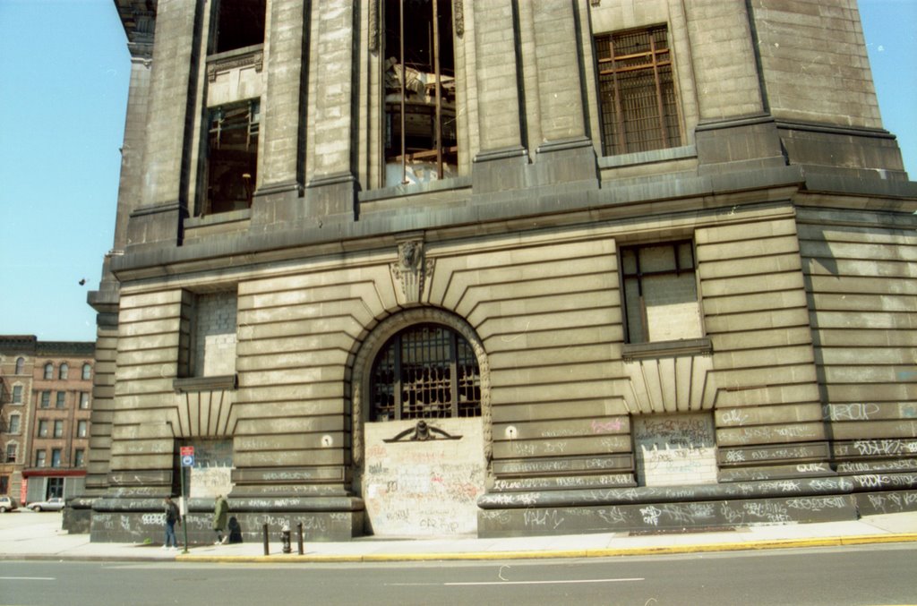 Bronx Borought court house in 1989.