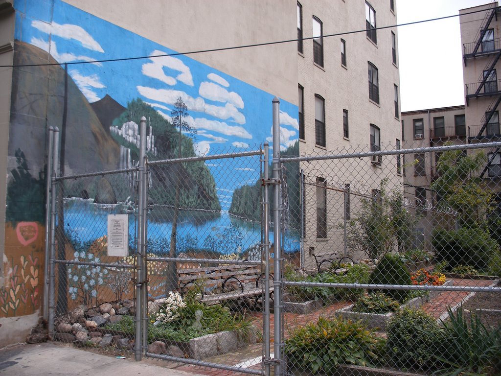 Harlem garden mural