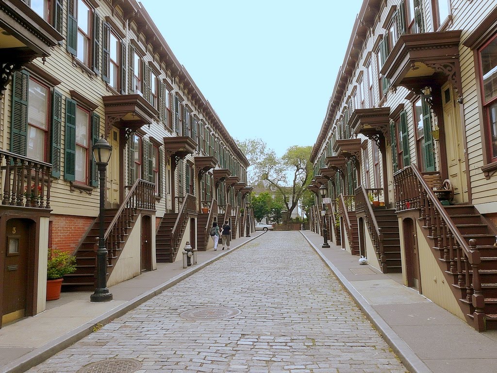 USA, le plus vieux quartier de Harlem avec les maisons en bois de Syvan Terrace