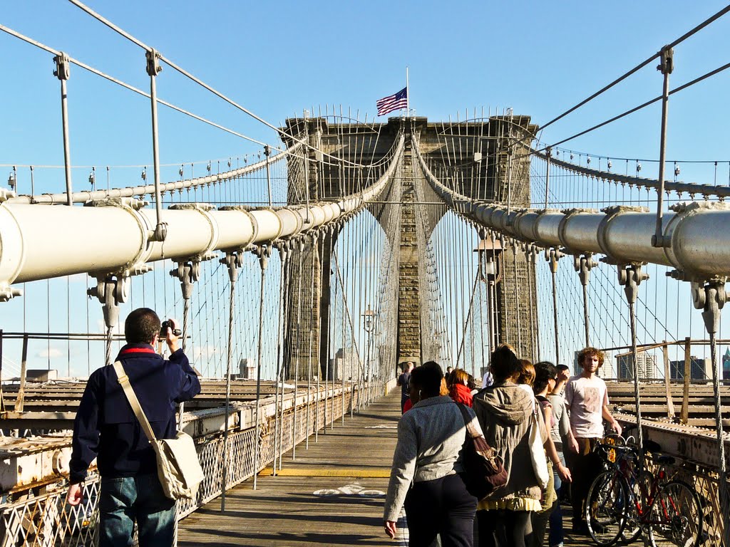 PUENTE DE BROOKLYN / BROOKLYN BRIDGE