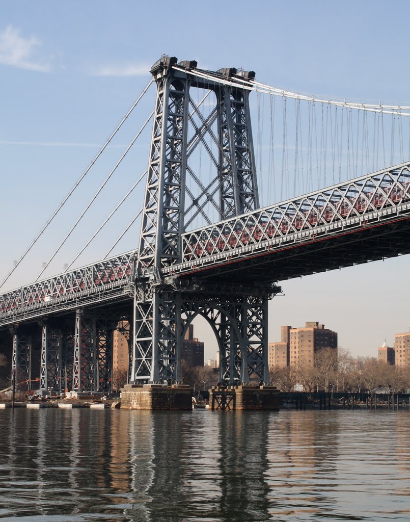 Williamsburg Bridge, Manhattan.