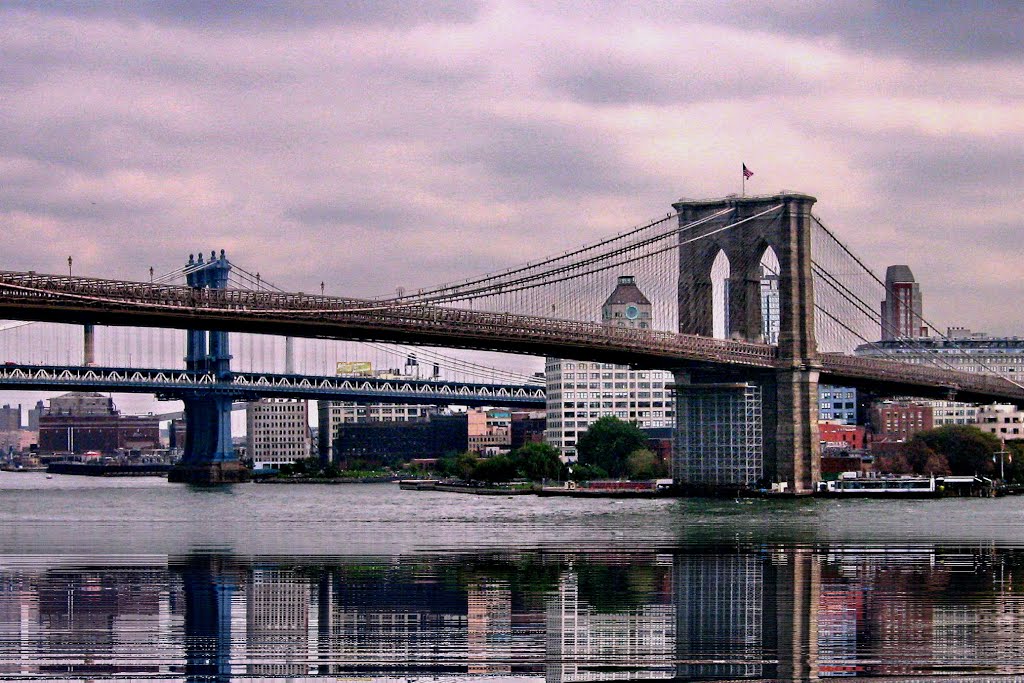 Завжди мальовничий Brooklyn Bridge