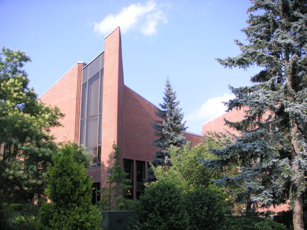 Adelphi University Campus