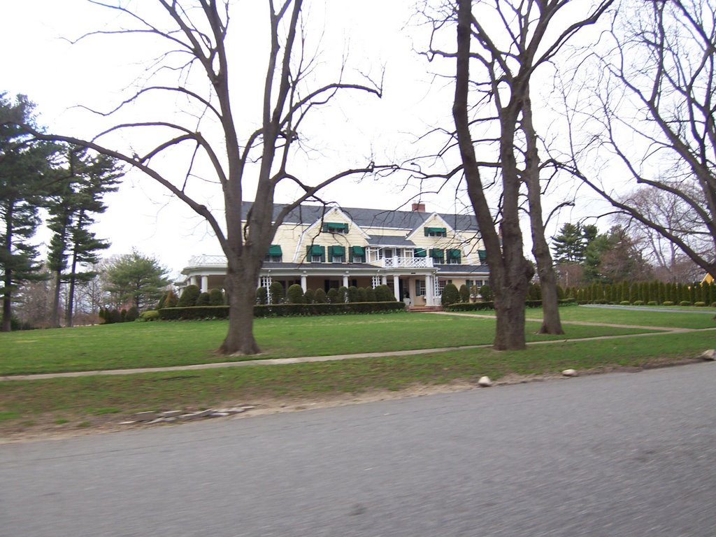 11th Street - MANSION! - davidvfarrell.com