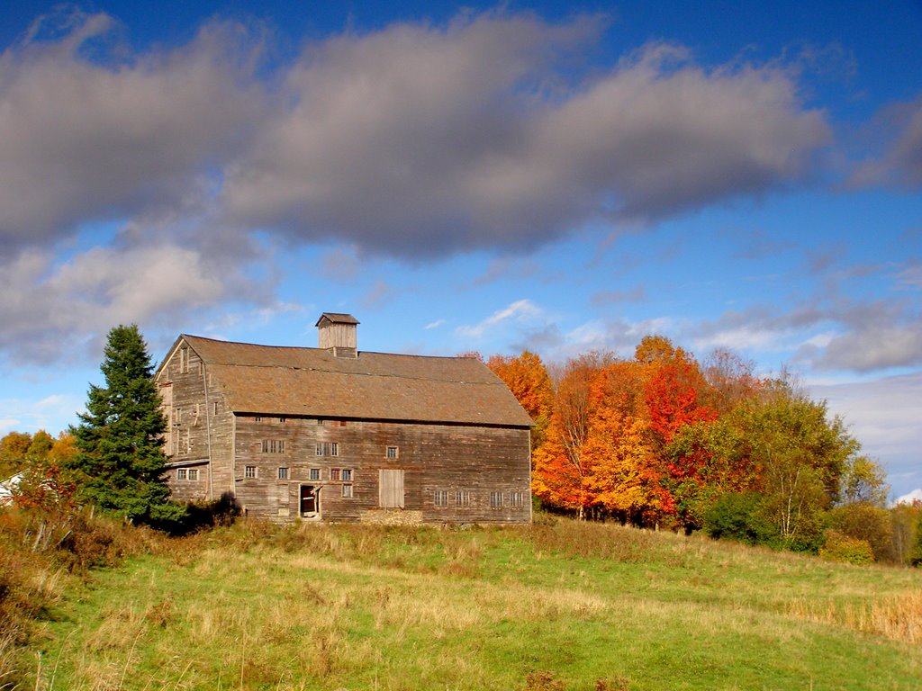 Autumn barn