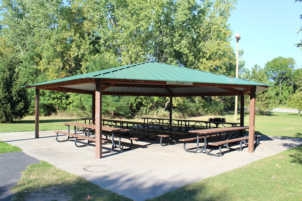Badgerow Park South large shelter