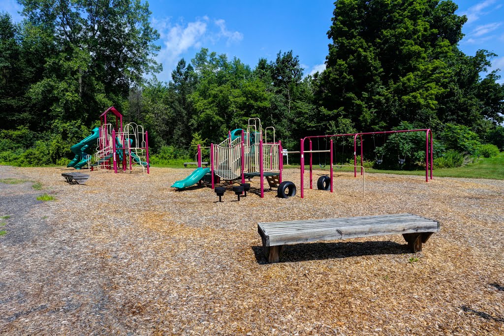 Gates Town Park - playground