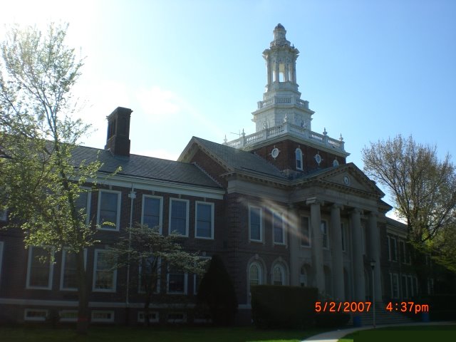 Great Neck North High School