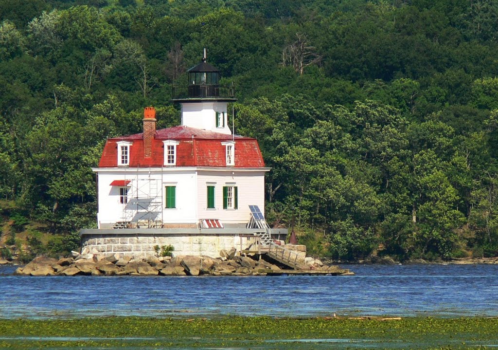Esopus Meadows Lighthouse